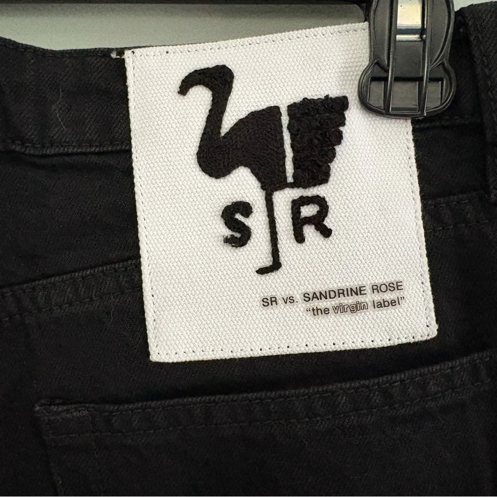 SR vs. Sandrine Rose The Virgin Label
High-Rise Straight Leg Black Jeans Size 27 - Picture 7 of 12